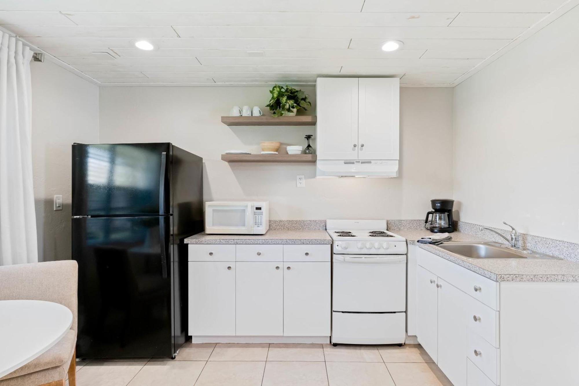 Beachside Retreat W Heated Pool St. Pete Beach Exterior photo
